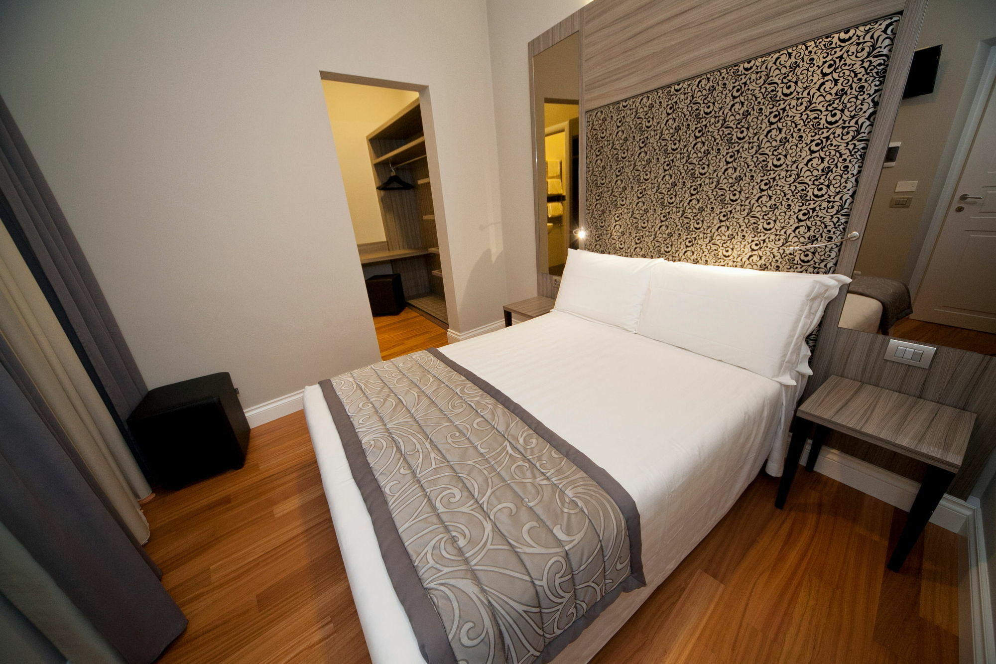 B&B Residenza Le Fonticine Florens Exteriör bild